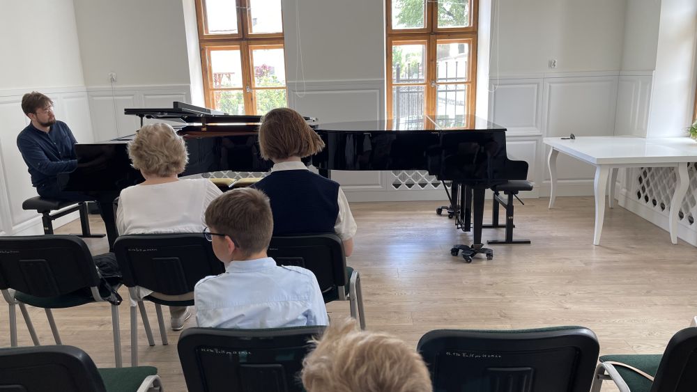RECITAL JULIANA STANNEGO.